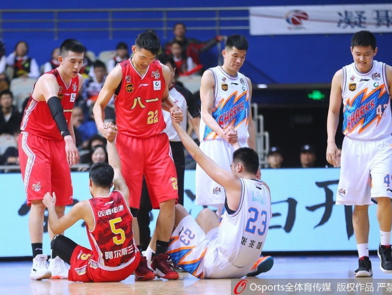 上海滩三分雨倾盆而下，八一众将饮恨源深体育馆