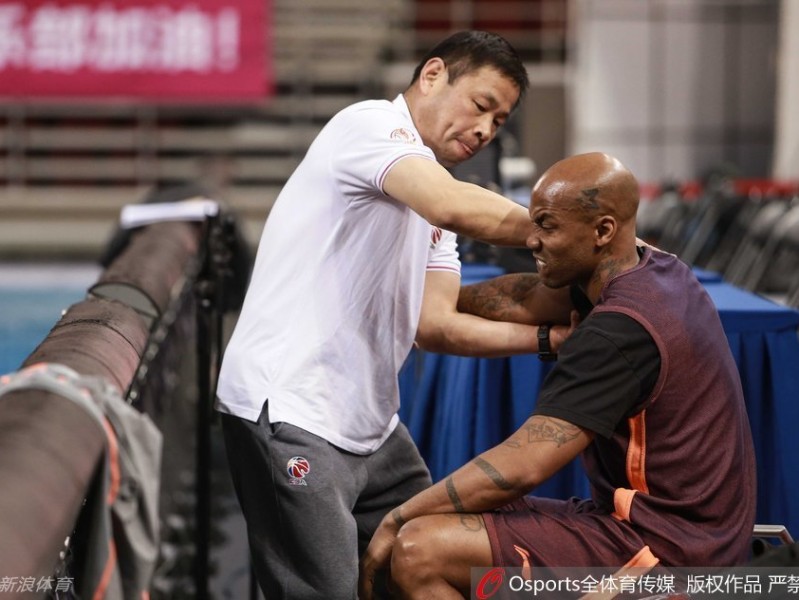 五棵松的午后，首钢将士备战正酣