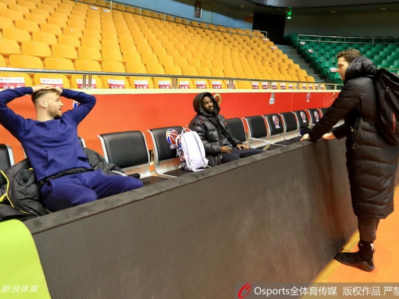 齐鲁寒冬备战忙 “丁神”化身“萌宝宝”