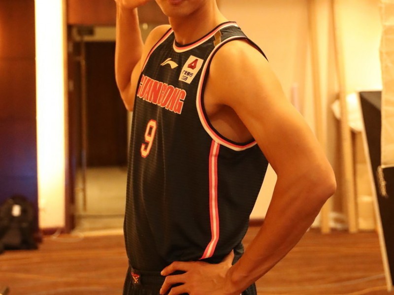 光影定格瞬间，华南虎蓄势待发——广东东莞大益队官方写真侧记