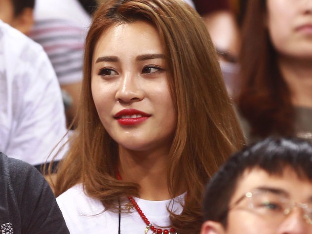 斯坦科维奇杯中国激战阿根廷 众国手家属助阵美艳动人