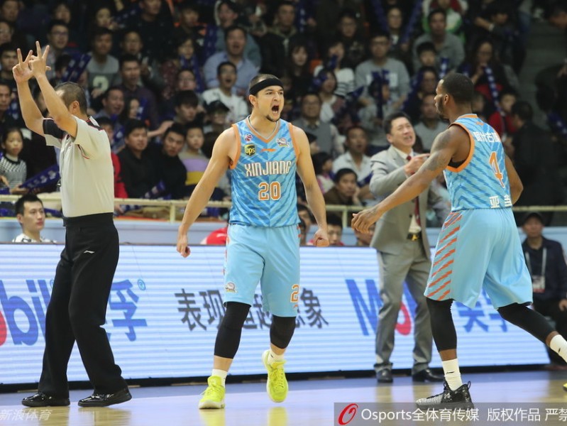 疆广厦七年恩怨续写新篇 红山破咒之夜与天王山之战的激情回眸