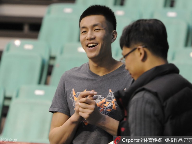 辽篮往昔峥嵘岁月：那些关于拼搏、欢笑与遗憾的瞬间