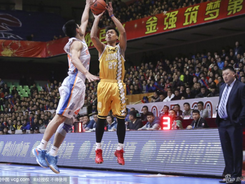 哈达迪统治禁区却遭广厦群狼围剿 经典一战见证铁血防守