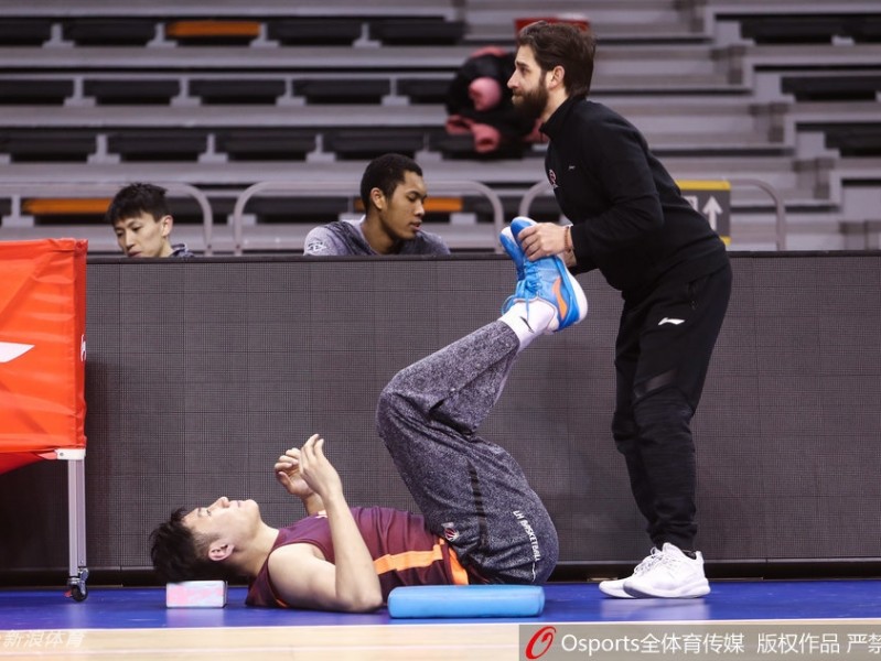 哀兵必胜？京城男篮遭遇“莫”名困境 单外援苦撑京粤大战