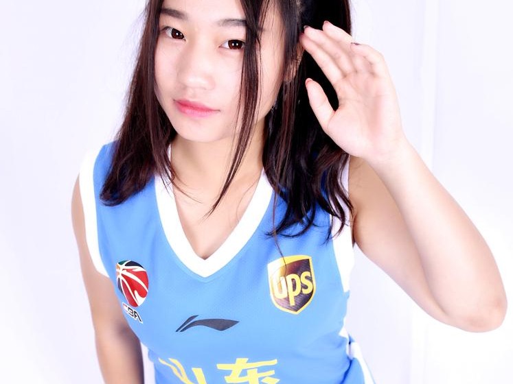 齐鲁篮坛绽放活力之花 山东男篮篮球宝贝青春写真记