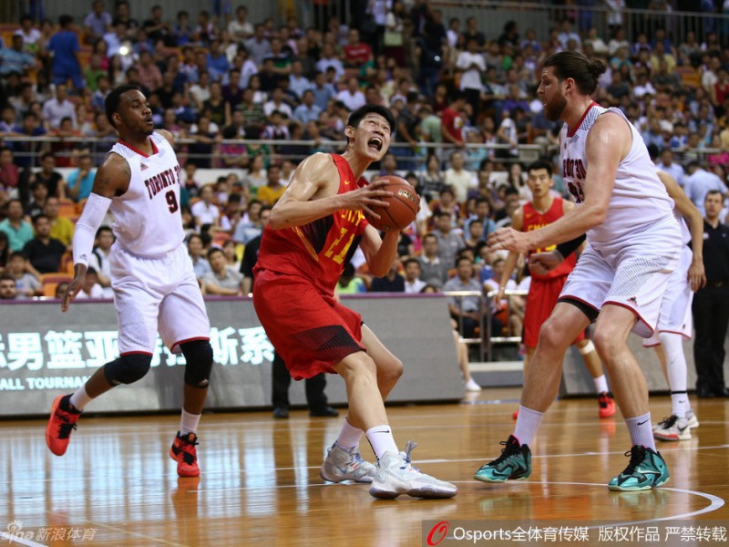 胡金秋：中国男篮废墟上矗立的蓝领英雄