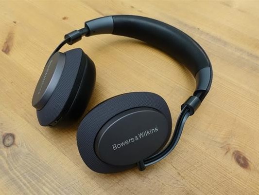 测评了5款英菲克耳机后，我彻底治好了选择困难症