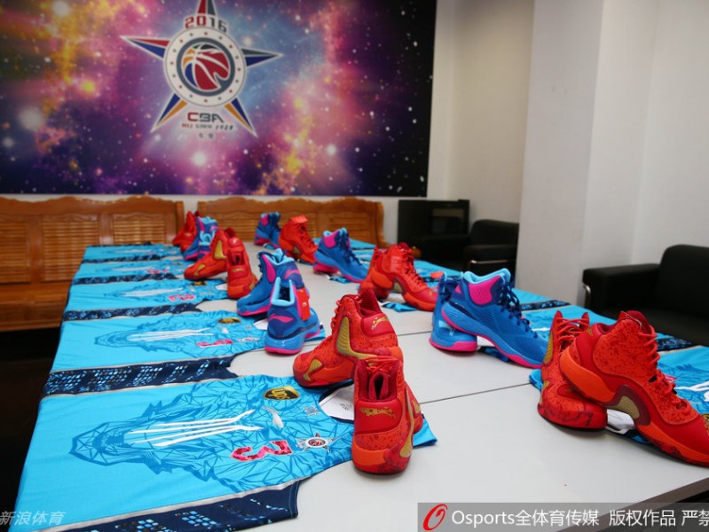 全明星战靴燃情东莞 南北方阵迷彩斗艳