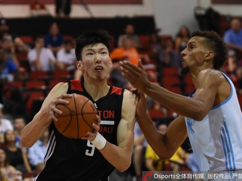 周琦夏季联赛首秀惊艳 大魔王开启NBA逐梦征程