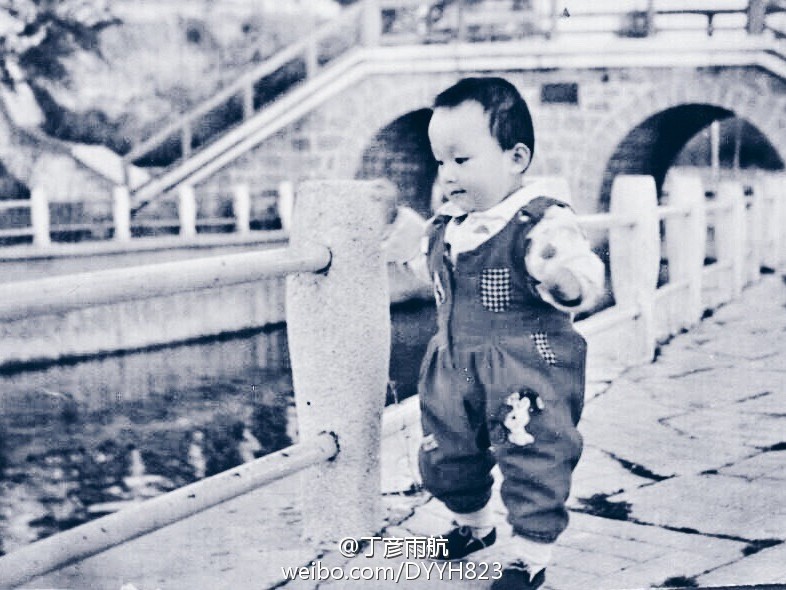 寻找时光里的“小小巨人”：中国男篮铁汉们的纯真童年