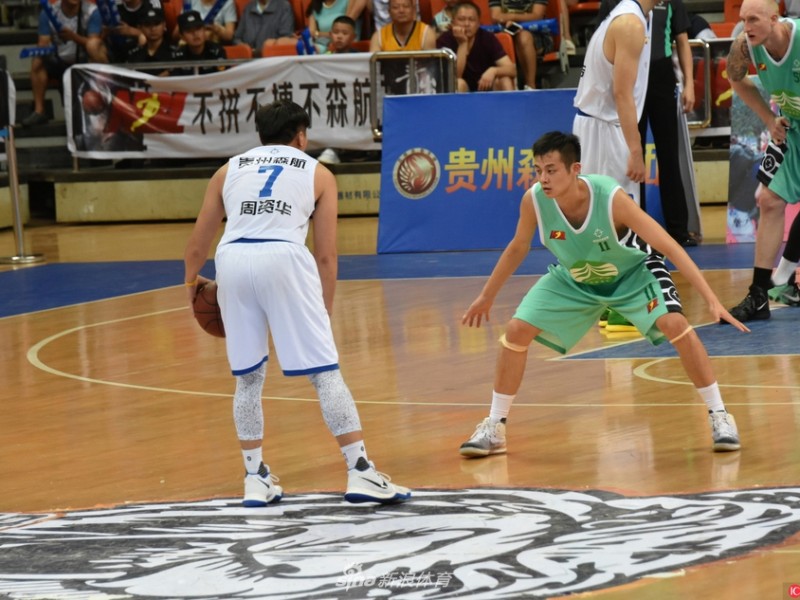 贵州森航主场击退拉萨净土 莱昂斯八记三分独砍五十分