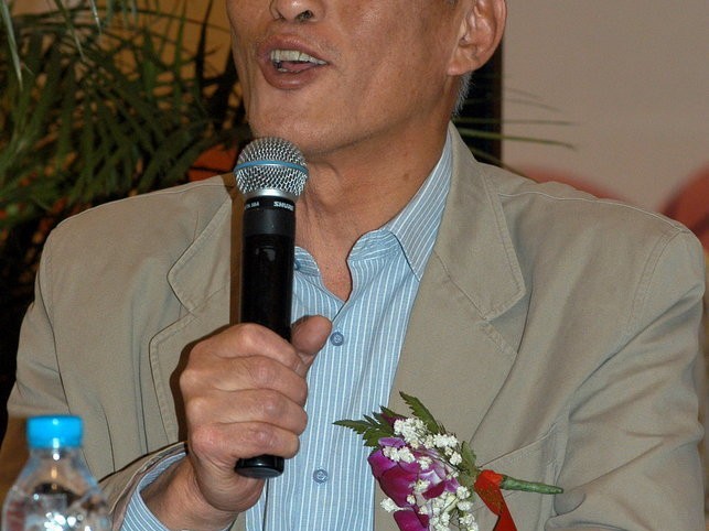 上海篮球传奇陈银宝：从五虎将到终身耕耘者，魂系篮坛永留芳