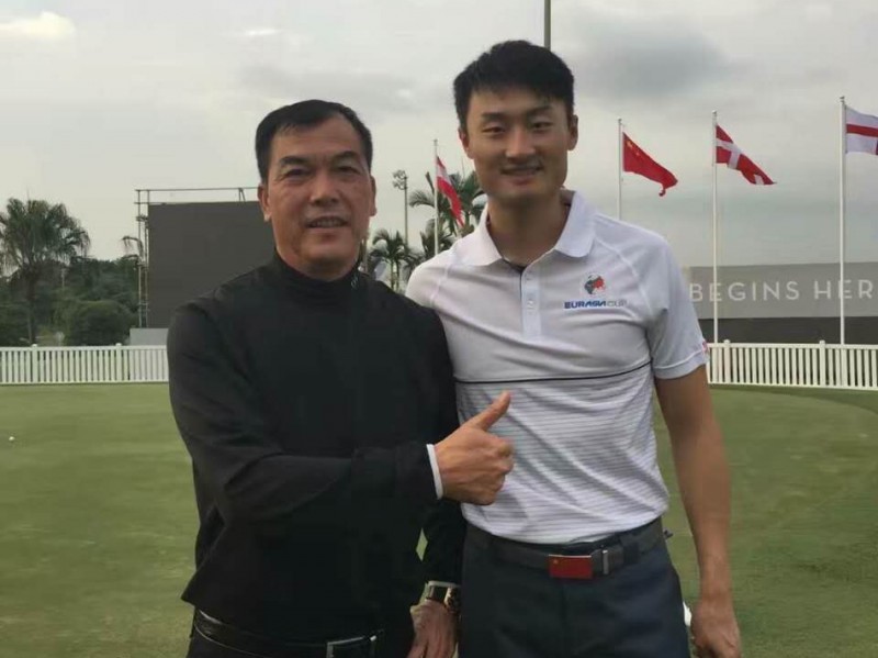 欧亚杯赛场上的中国传承 李昊桐初露锋芒张连伟运筹帷幄