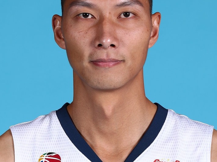 新老交替间的南粤雄师：回顾2017年广东宏远的启航时刻