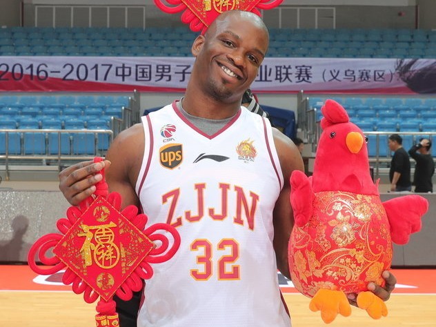 浙江稠州银行队新春贺岁 众将齐摆造型送祝福