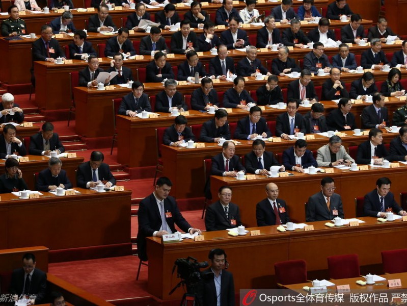 姚明政协发声：体育强国的根基在于群众的热爱与市场的沃土