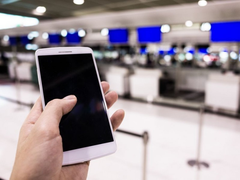 手机坏了找谁修？我两次进“千米”的冰火两重天