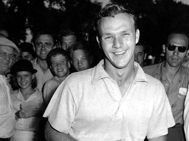 帝王加冕：阿诺德·帕尔默的传奇挥杆与不朽人生