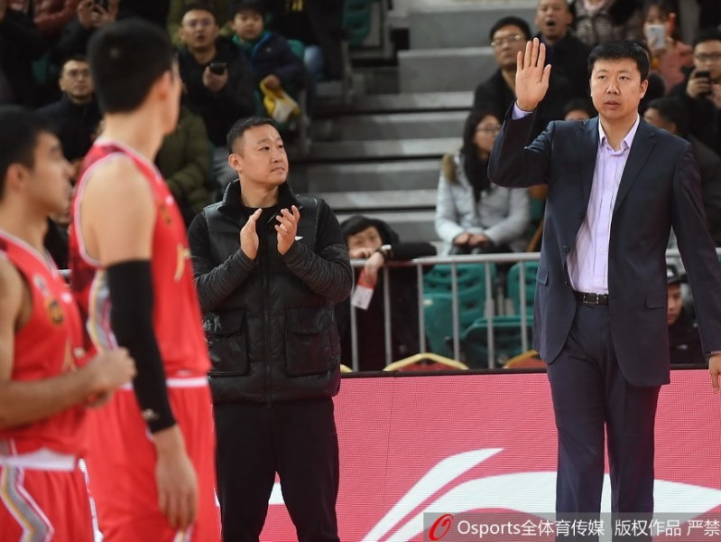 三晋猛狮主场发威，送八一南昌十四连败