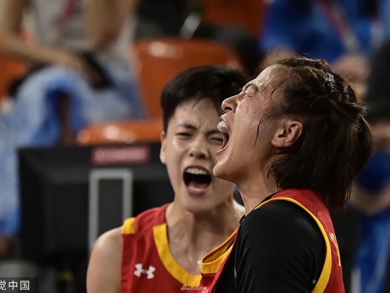巅峰重现：中国三人女篮拼下铜牌，玫瑰在东京傲然绽放