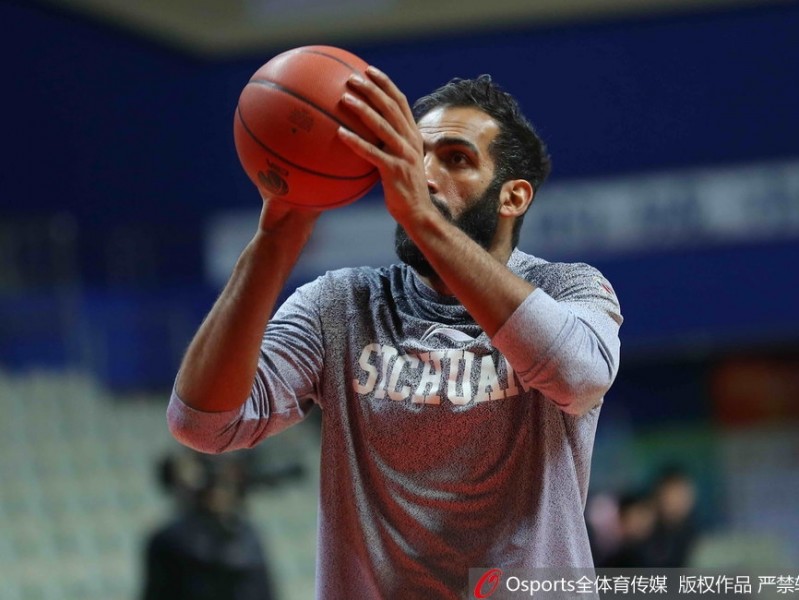 巴蜀篮球风云录 三外援同场竞技四川金强谋自救