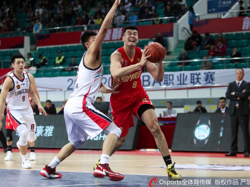 CBA同省德比烽火再燃，深圳加时苦战力克广州豪取六连胜