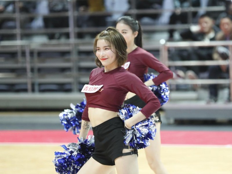 CBA常规赛第十九轮八一险胜福建 篮球宝贝成靓丽风景线