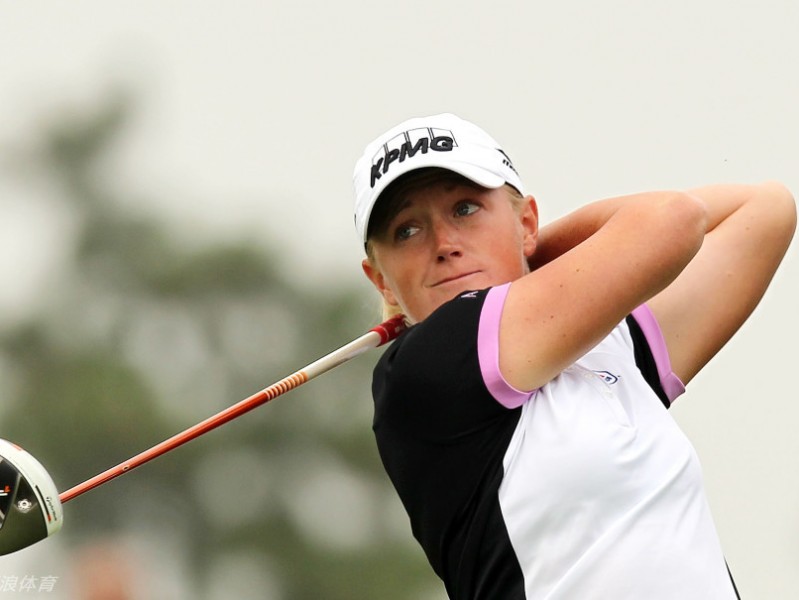 华彬精英赛上的巾帼对决与东方绽放