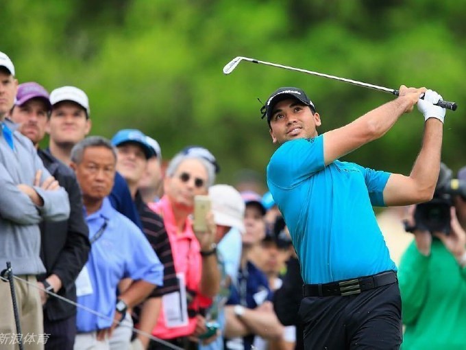 复活节荣耀与大师风范：冠军舞台的辉煌瞬间