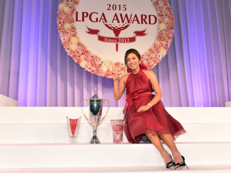 东京璀璨夜：李宝美加冕日巡奖金王 渡边彩香荣膺年度最佳杆