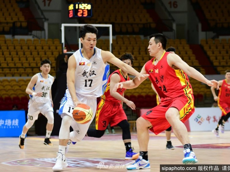 NBL季后赛“两湖德比”烽烟再起 武汉当代加时憾负湖南金健米业