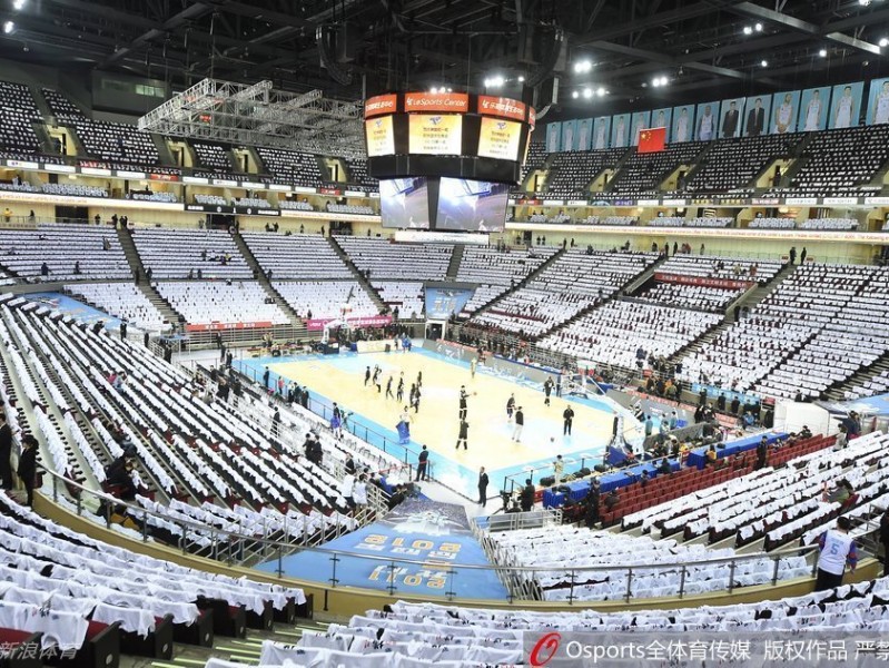 京城白色海洋下的悲壮告别 回首2016年首钢男篮季后赛生死战