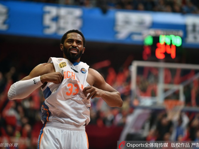 总决赛上的荣耀与失落，四川男篮力克辽宁夺赛点