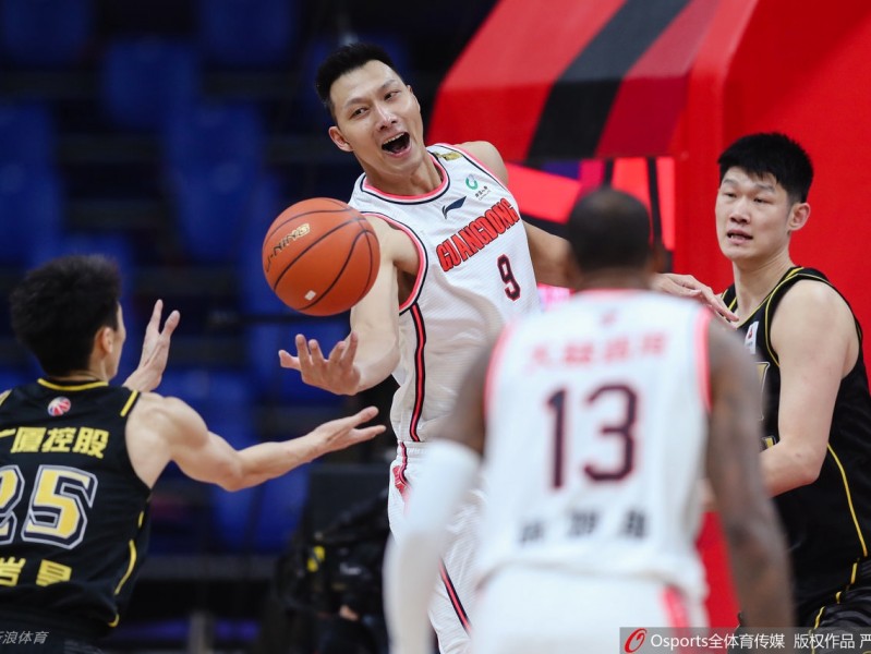 本土双子星闪耀！赵岩昊末节封神，广厦力克广东豪取关键胜利