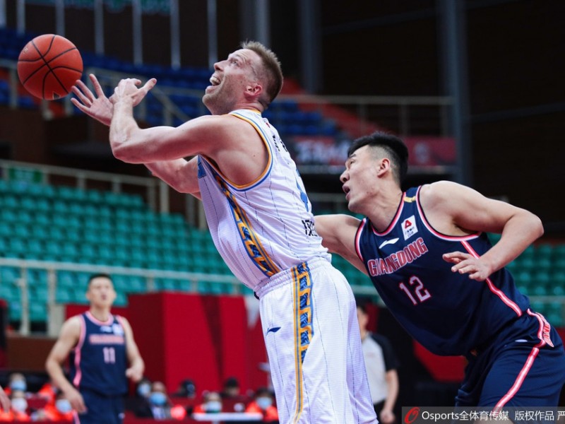 京粤大战惨烈至极，广东四杀首钢背后的血与火