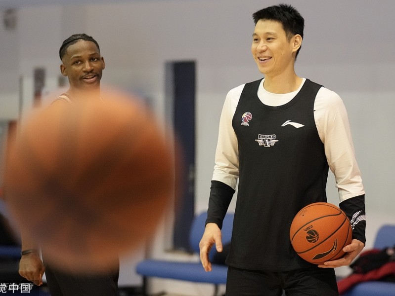 林书豪历劫归来首亮相，北京首钢整装待发剑指长春