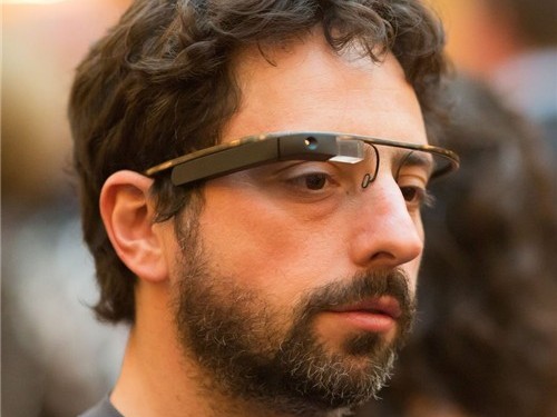谷歌眼镜咋样了？憋说，这回的新招儿还真搔到痒处了！