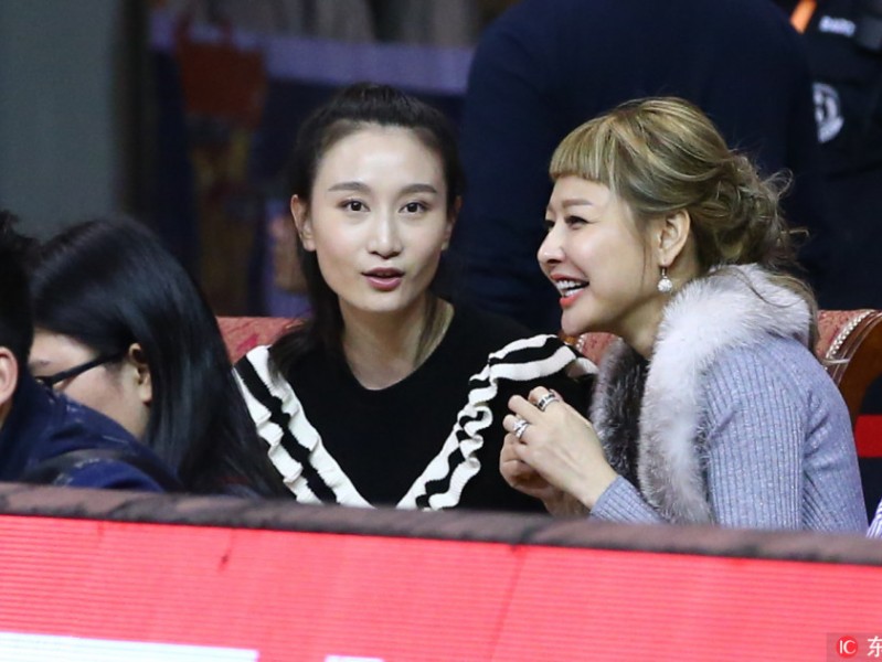 疆粤大战烽烟起：总决赛场边的温柔力量