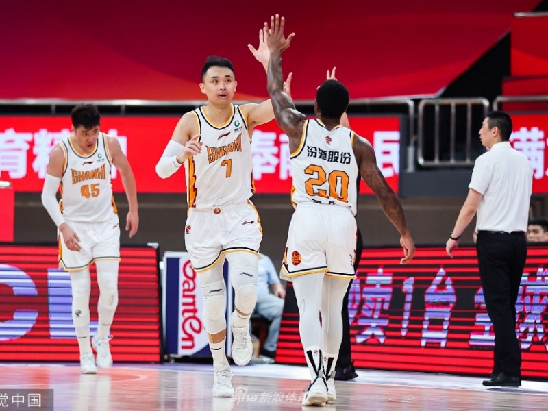 原帅张宁合砍四十六分 山西汾酒主场大胜福建浔兴