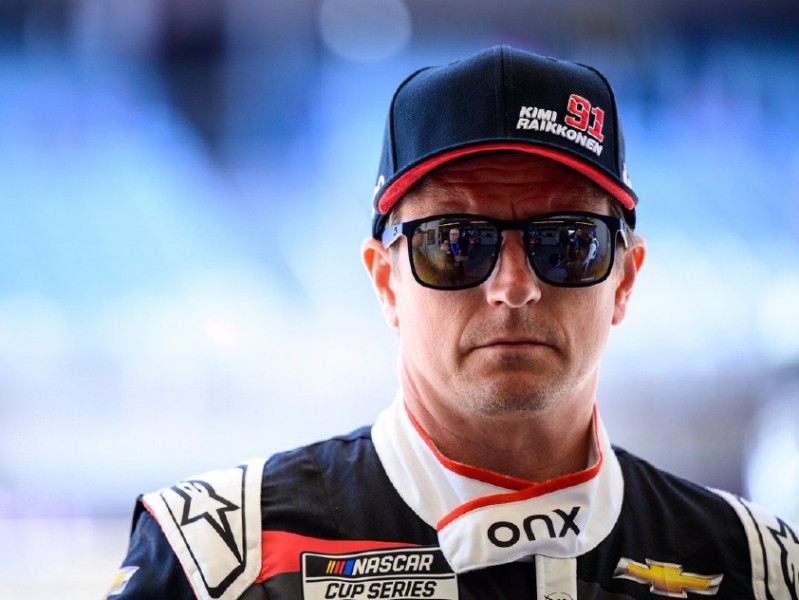 冰人莱科宁纳斯卡归来，安全车下曲折的复出战