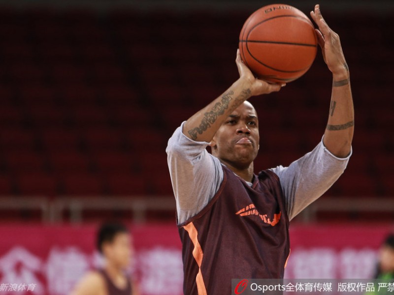 京城铁军最后一搏 闵鹿蕾的忧虑与马布里的信念