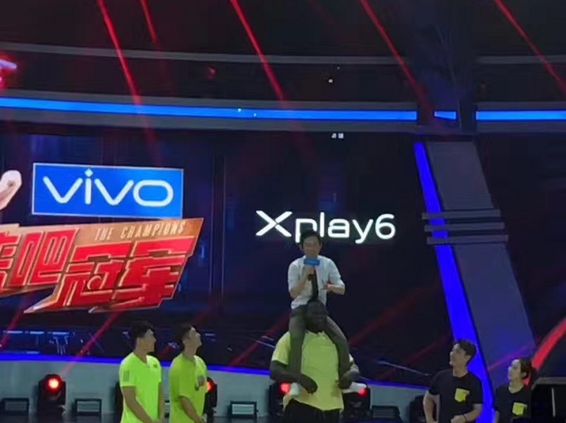 大鲨鱼驾到！奥尼尔在来吧冠军背起何炅，把贾乃亮宋茜都玩坏了