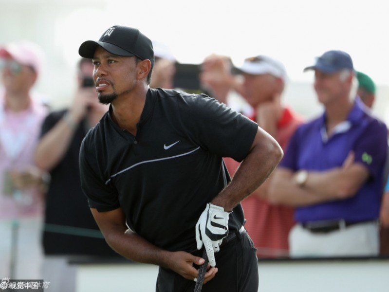 沉寂归来沙坑救赎 老虎伍兹复出首战展露峥嵘