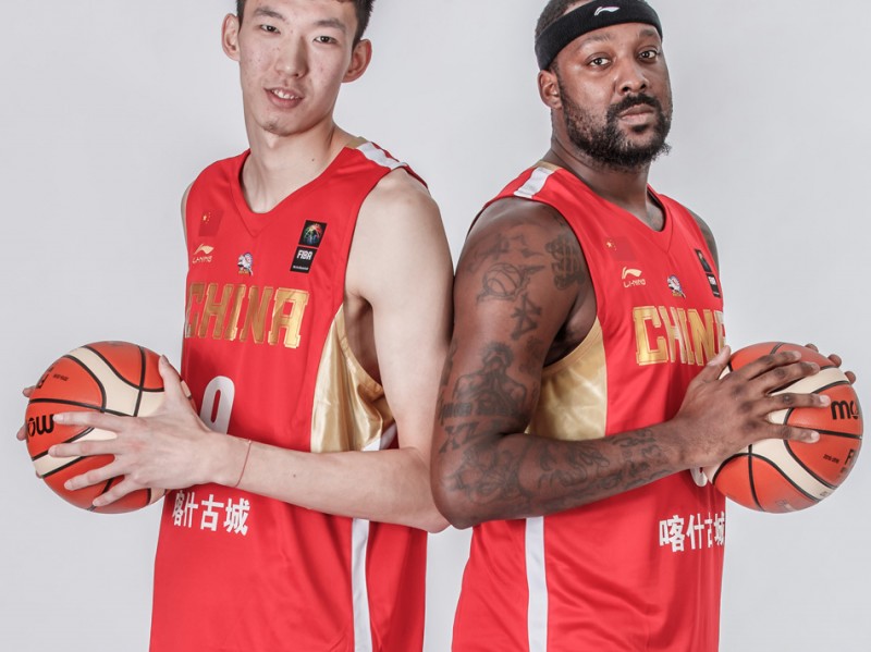 新疆飞虎披挂中国红战袍出征亚冠杯