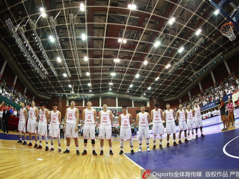 中澳男篮对抗赛京华烽火 蓝队众将协力力克强敌