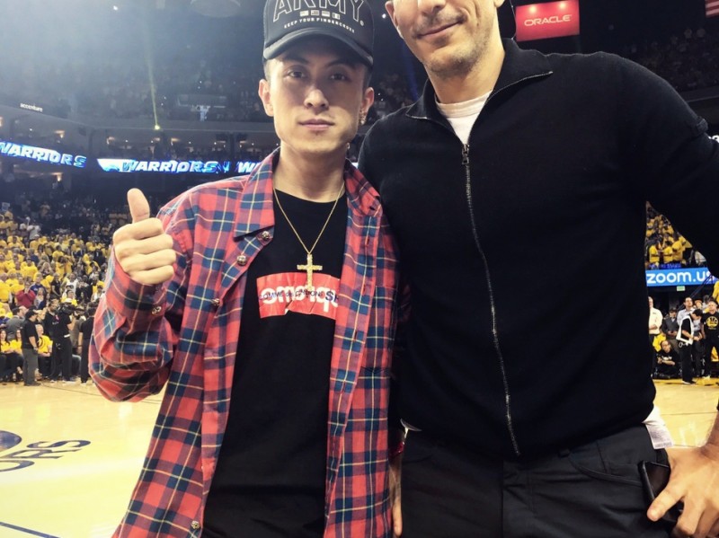 沪上神秘富二代秦奋的篮球情结：从三十万场边座到黄金联赛冠军