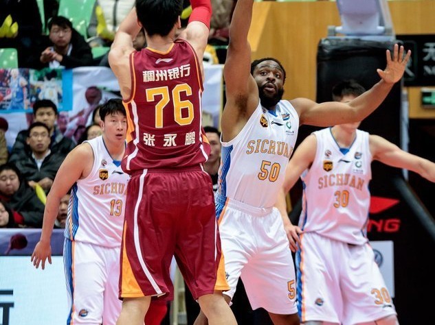 吴前狂砍四十二分引领浙江狂潮 四川主场惨败告别赛季