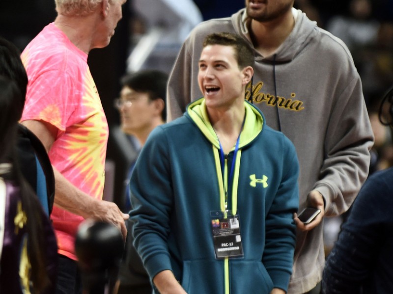 姚明张兆旭助阵PAC-12中国赛 弗雷戴特闪耀上海滩