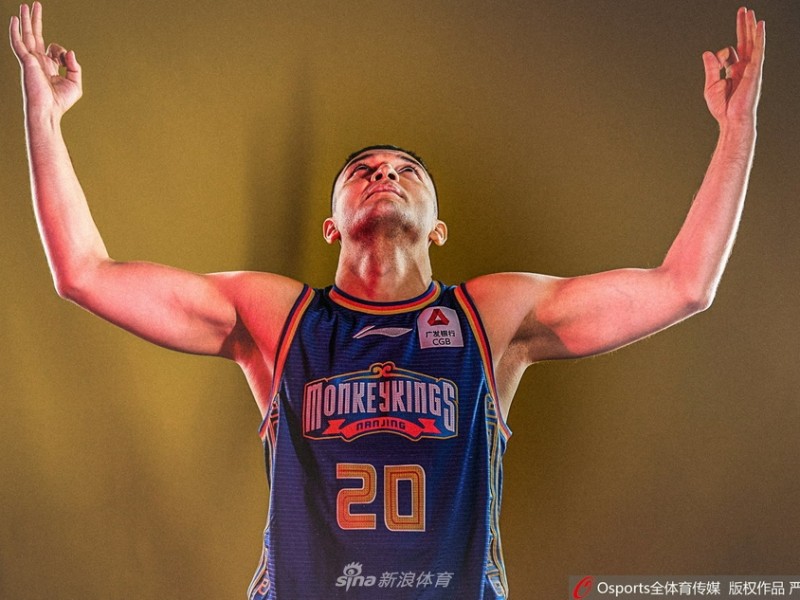 南京同曦宙光队新赛季创意写真与征程展望